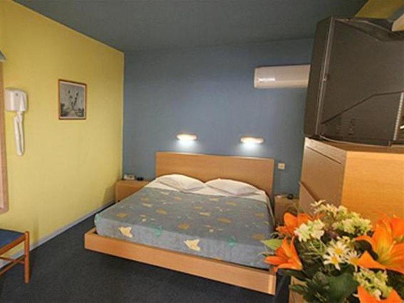 Phaedra Hotel Rhodes City Екстериор снимка